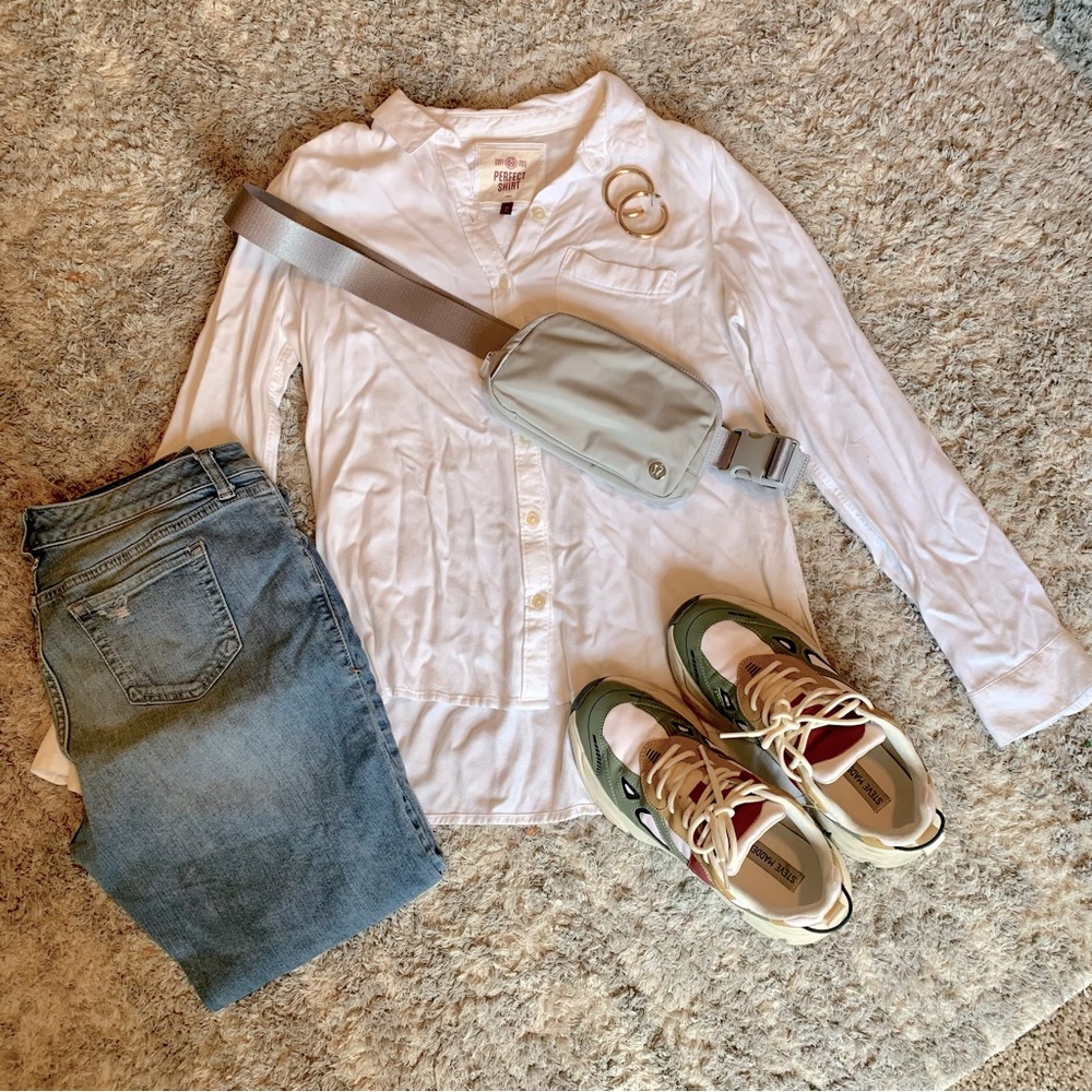 Relaxed for button up top